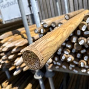 300.200 Gewolm. palen  2.00 x  6 gefreesd