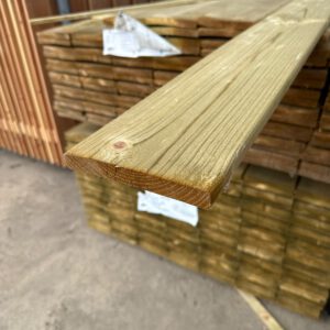 300.340 M1 Gewolm. planken geschaafd 19 x  145 mm