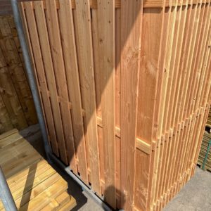 560.100 Brecht recht Scherm - Douglas 1.80 x 1.80 m