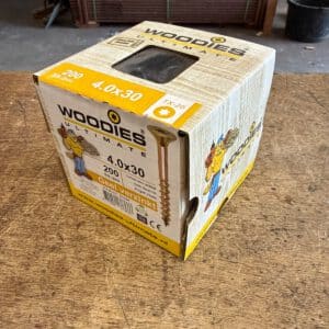 891.230 Woodies Geel verzinkt 4 x  30 mm p/200