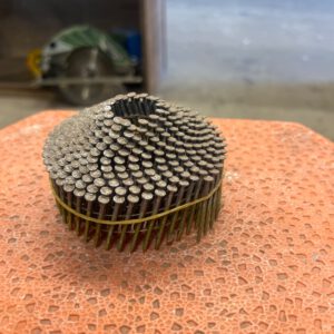 810.195 Asfaltnagels  p/kg