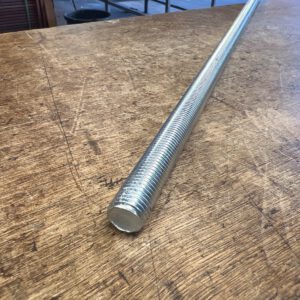 820.130 Gegalv draadeind   16 mm / L. 2 m