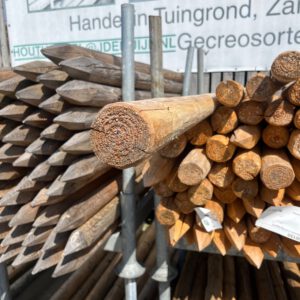 320.075 Palen Vuren rond 8 / L. 2.00 m
