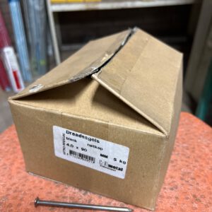 810.050 Pak spijkers  4 x  90 mm    5 kg