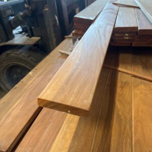 540.030 M1 Cumaru rustieke plank  29 x 143 mm
